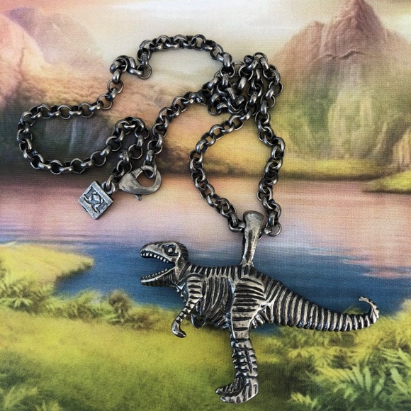 King Of The Jurassic Jungle T-Rex Necklace - Picture 2 of 3